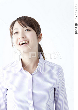 笑顔のOL 笑顔のOL 67657739