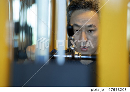 男 男性 男の子 67658203