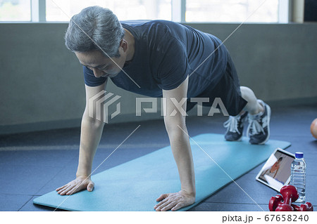 ライフスタイル 男 男性 67658240