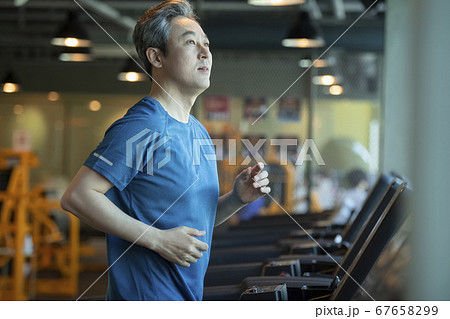 男 男性 男の子 67658299