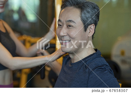 男 男性 男の子 67658307