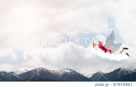 Feeling young and free Feeling young and free 67659861