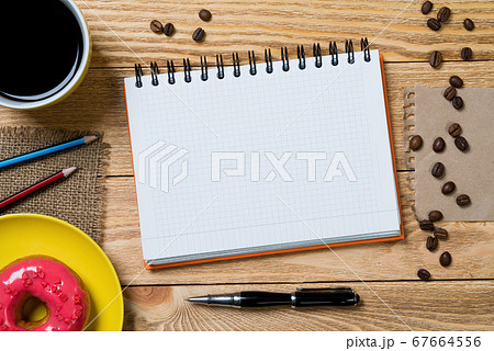 Coffee break with snack 67664556