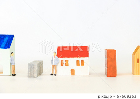 住宅　建築　境界　イメージ 67669263