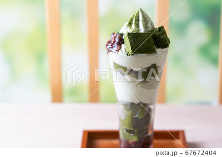 抹茶パフェ 67672404