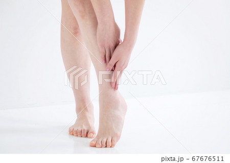 女性のボディーイメージ 女性のボディーイメージ 67676511