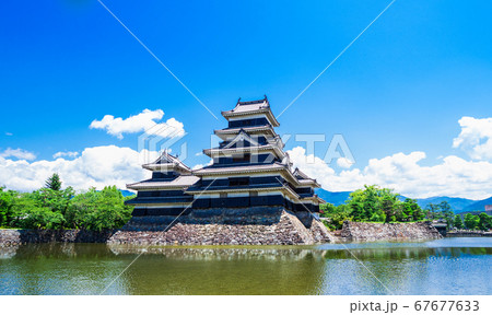 国宝　松本城　ワイド 67677633