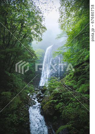 【愛媛県】白猪の滝 【愛媛県】白猪の滝 67680758