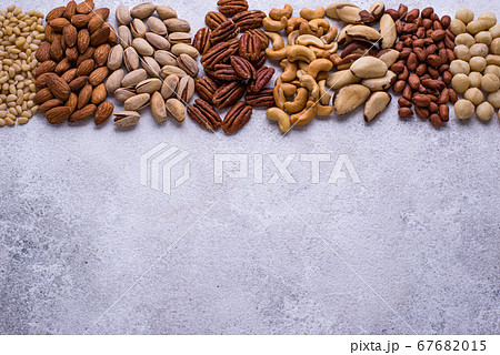 Almonds, pecan, macadamia, pistachio, and cashew 67682015