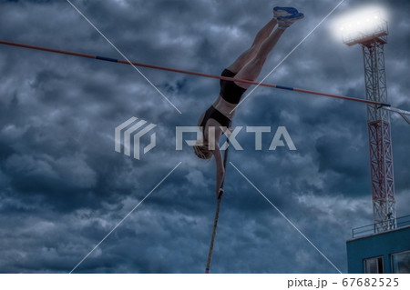 woman athlete pole vault woman athlete pole vault 67682525