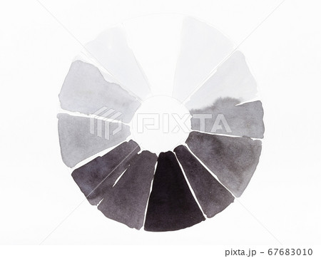 training drawing of gray luminance circle training drawing of gray luminance circle 67683010