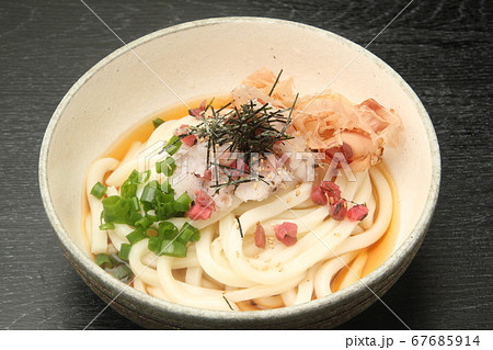 梅干うどん 梅干うどん 67685914