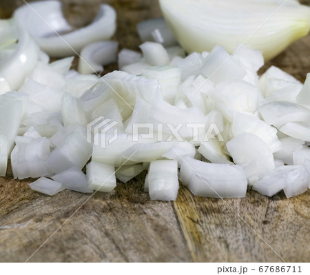 table while cooking the food table while cooking the food 67686711