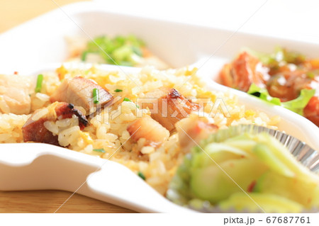 美味しいチャーハン弁当 67687761