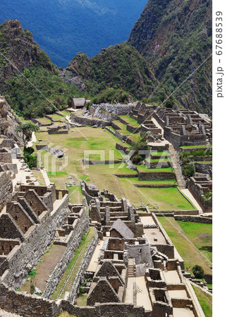 Machu Picchu old town on sunny day Machu Picchu old town on sunny day 67688539