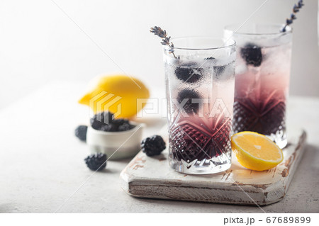 Blackberry Lemonade with ice 67689899