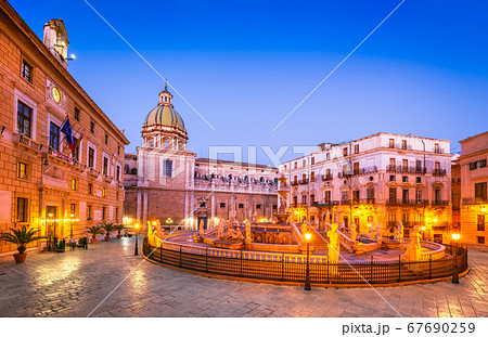 Palermo, Pretoria Fountain - Sicily, Italy 67690259