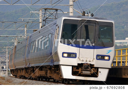 高松貨物ターミナル付近を通過する特急いしづち（方向転換前） 67692808