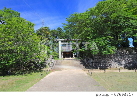 篠山城跡の本丸にある青山神社「国指定重要伝統的建造物群保存地区」「日本百名城」 篠山城跡の本丸にある青山神社「国指定重要伝統的建造物群保存地区」「日本百名城」 67693517