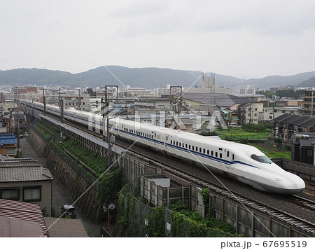 新幹線N700S J1編成 山科付近にて 新幹線N700S J1編成 山科付近にて 67695519