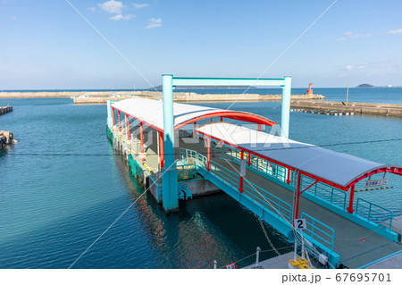 神湊港渡船ターミナル 福岡県宗像市神湊 67695701