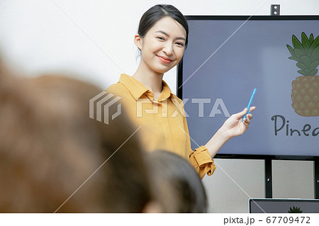 子供 先生 勉強 子供 先生 勉強 67709472