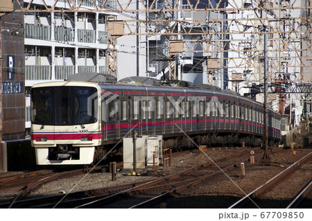 ［KO］京王本線8000系（各停：8両） 67709850