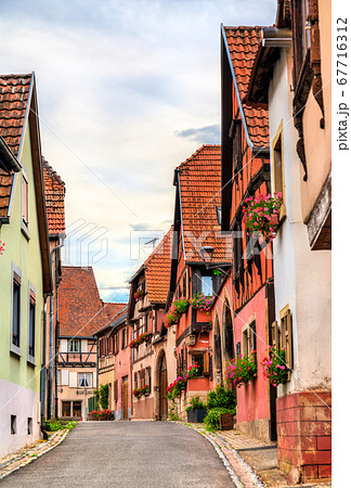 Traditional houses in Obernai - Alsace, France 67716312