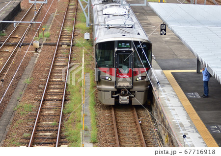 徳山駅から宮島口駅までの山陽本線車窓からの風景 67716918
