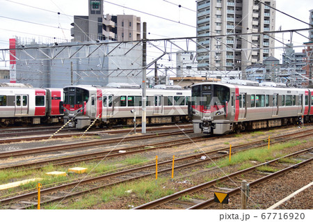 徳山駅から宮島口駅までの山陽本線車窓からの風景 67716920