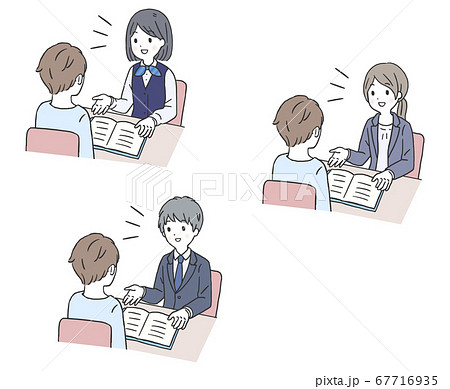男性客と案内するスタッフ 67716935