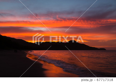 The sun goes down on Guanacaste 67717318