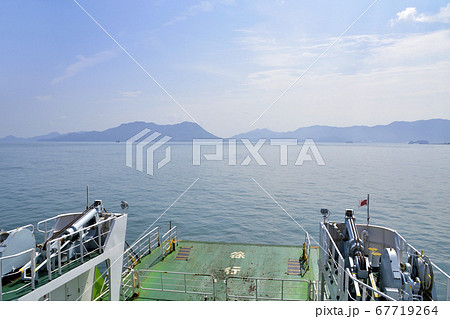 大久野島（うさぎ島）の風景と島へのフェリー航路 67719264
