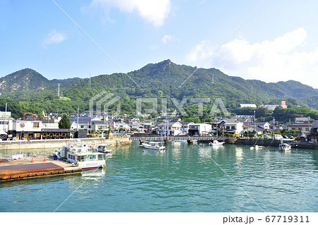 大久野島（うさぎ島）の風景と島へのフェリー航路 67719311