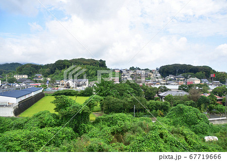 博多駅から小倉駅までの鹿児島本線車窓からの風景の写真素材