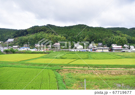博多駅から小倉駅までの鹿児島本線車窓からの風景 67719677