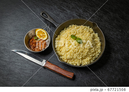 クスクス　Couscous is a fine pasta from North Africa  67721508