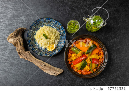 クスクス Couscous is a fine pasta from North Africa  クスクス Couscous is a fine pasta from North Africa  67721521
