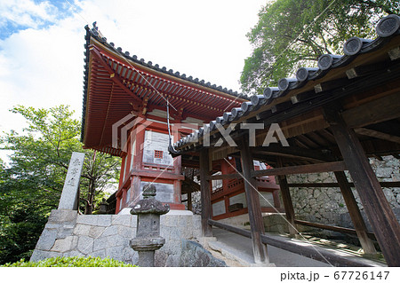 吉備津神社 南随神門と廻廊 -桃太郎伝説ゆかりの神社- 吉備津神社 南随神門と廻廊 -桃太郎伝説ゆかりの神社- 67726147
