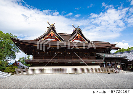 吉備津神社 本殿・拝殿 -桃太郎伝説ゆかりの神社- 吉備津神社 本殿・拝殿 -桃太郎伝説ゆかりの神社- 67726167