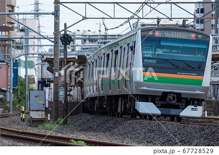 JR東日本高崎線/宇都宮線/東海道線E233系の写真素材 [67728529