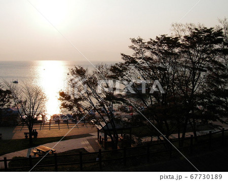 北海道支笏湖　夕陽 67730189