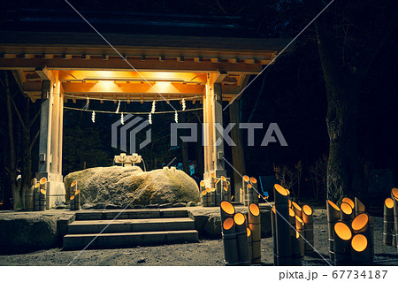 【駐車場側の手水舎】安曇野神竹灯【穂高神社】 67734187