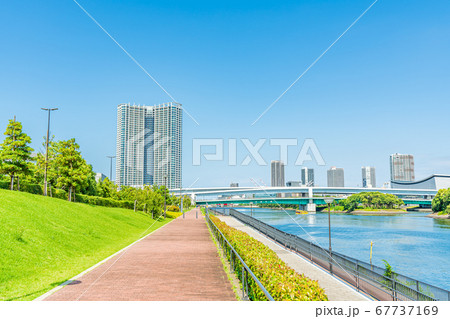 東京の都市風景 豊洲ぐるり公園周辺の風景 東京の都市風景 豊洲ぐるり公園周辺の風景 67737169