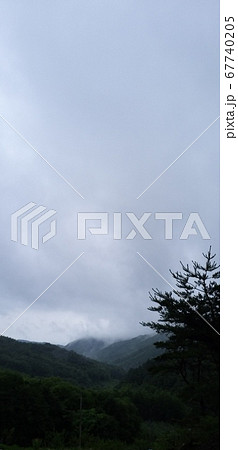 雲 空 山 67740205