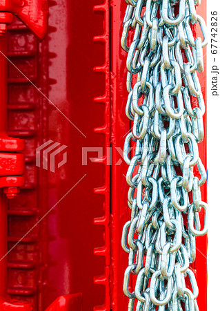 Detailed closeup, lot of silver chains Detailed closeup, lot of silver chains 67742826