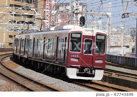 阪急電鉄1000系宝塚線電車 67743696