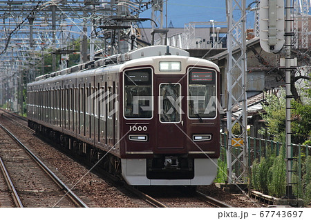 阪急電鉄1000系電車神戸線 67743697