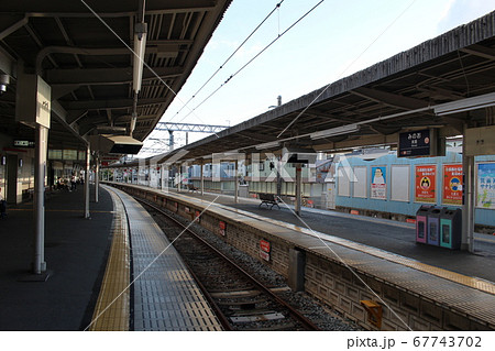 【阪急電鉄】箕面駅ホーム(阪急箕面線) 【阪急電鉄】箕面駅ホーム(阪急箕面線) 67743702
