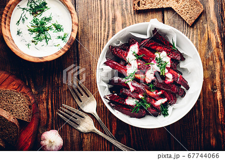 Baked beetroot with yogurt and dill Baked beetroot with yogurt and dill 67744066